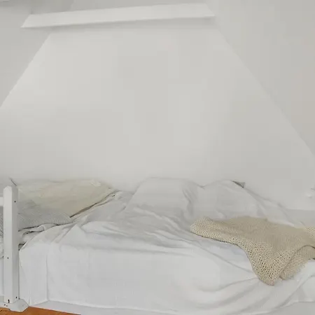 1 Bedroom Beautiful In Sejero *